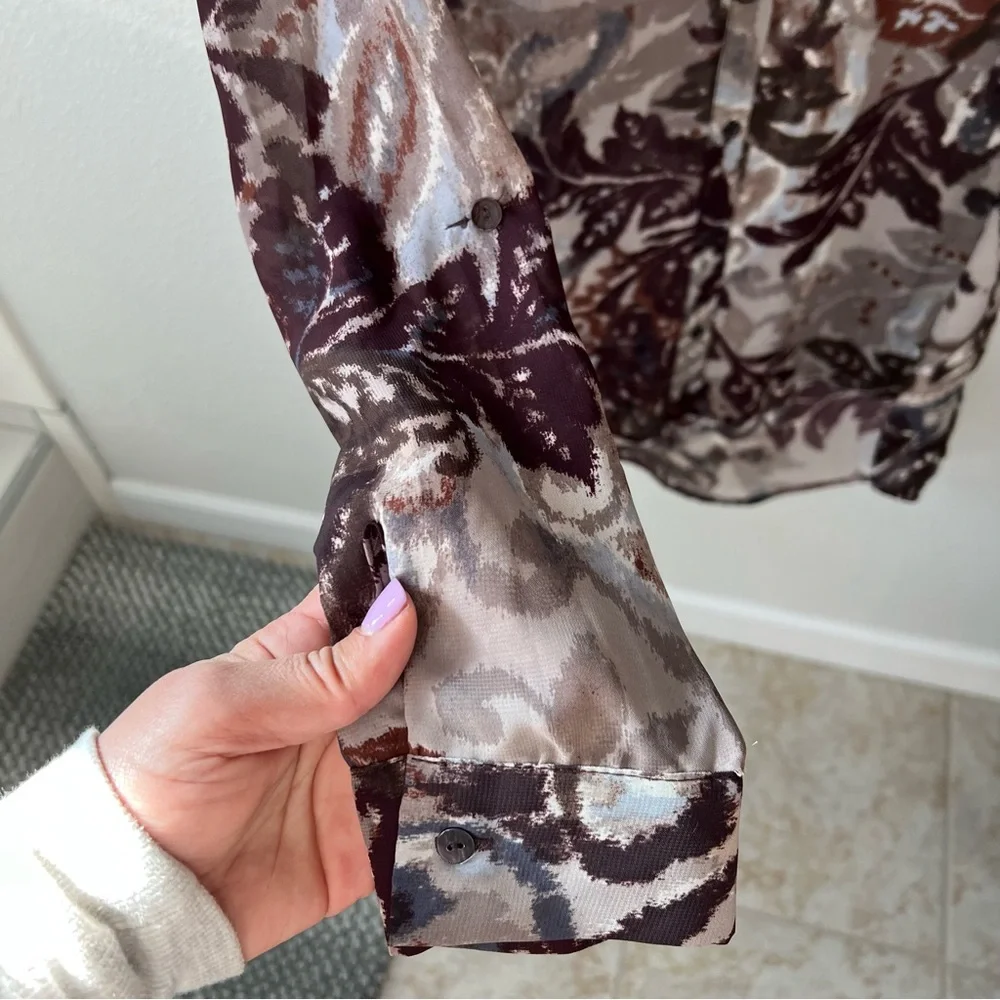 💗BOBEAU Printed Button Down Blouse - Picture 5 of 9